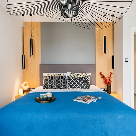 Privilege Ii - Loftaffair Collection *