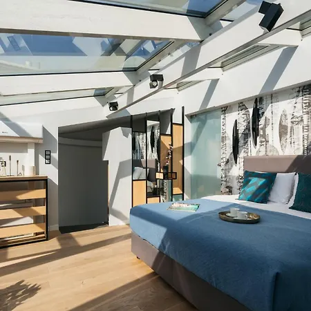 Privilege Ii - Loftaffair Collection